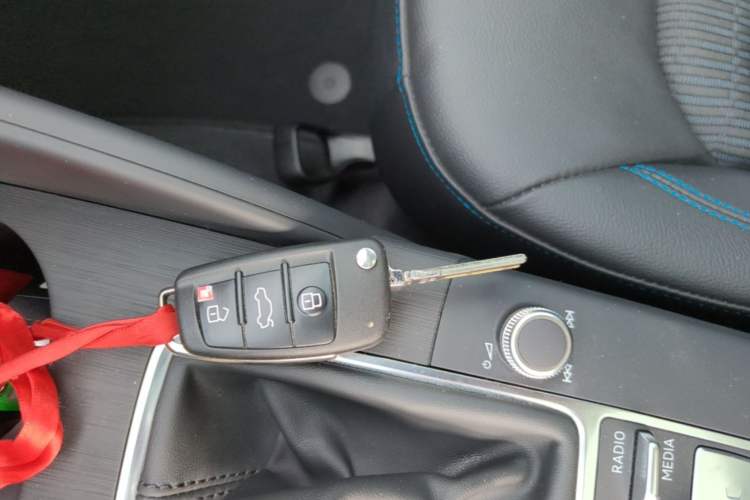 Used Audi A3 2020 Limousine 35 TFSI Fashion Edition China VI Emission Standard Vehicle Key