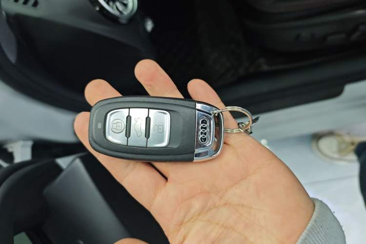 Used Audi A3 2020 Restyled Limousine 35 TFSI Ambition Version China VI Vehicle Key