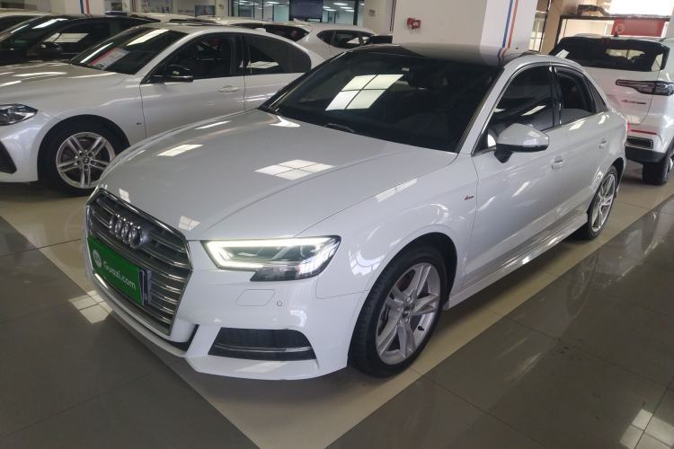 Used Audi A3 2020 Limousine 35 TFSI Fashion Edition China VI Emission Standard Guazi used car, China used car export, Used car for sale, Used cars, Cheapest cars for sale