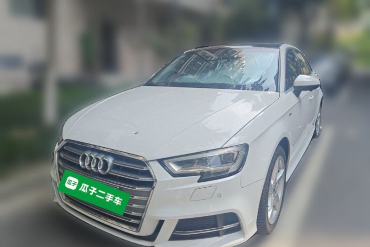 Used Audi A3 2020 Sportback 35 TFSI Fashion Edition China VI Emission Standard Guazi used car, China used car export, Used car for sale, Used cars, Cheapest cars for sale