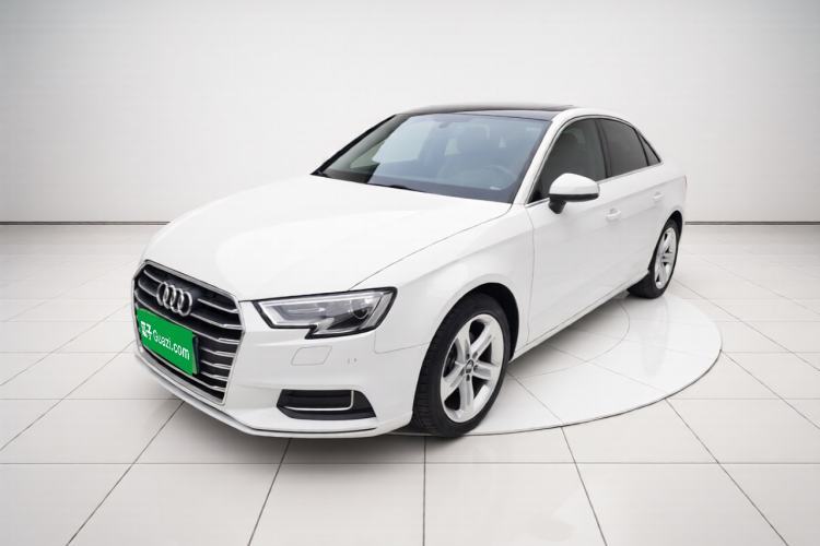 Używany Audi A3 2020 Restyled Limousine 35 TFSI Ambition Version China VI Guazi used car, China used car export, Used car for sale, Used cars, Cheapest cars for sale