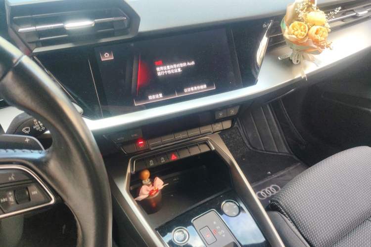 Used Audi A3 2021 A3L Limousine 35 TFSI Progressive Sport Edition Audio And AC Panel