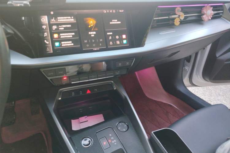 Used Audi A3 2021 Sportback 35 TFSI Fashionable Sports Model Audio And AC Panel