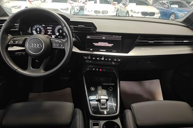 Used Audi A3 2021 A3L Limousine 35 TFSI Fashionable and Elegant Model Audio And AC Panel