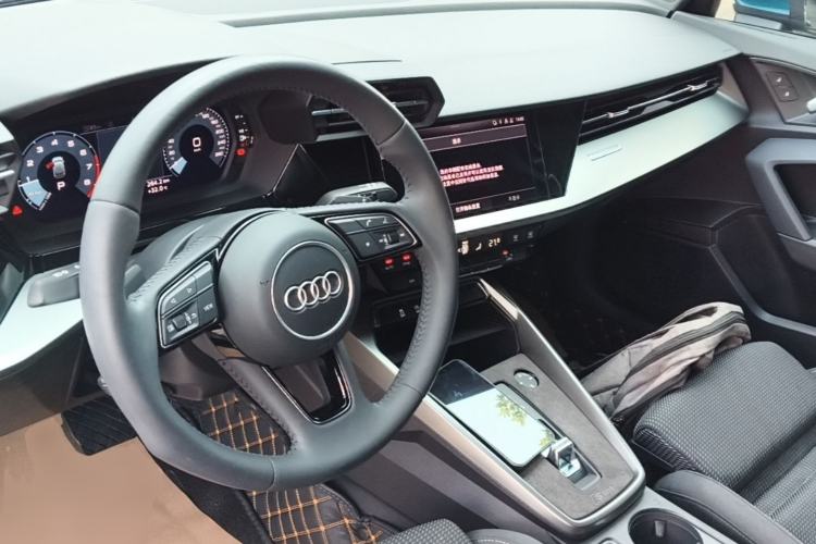 Used Audi A3 2021 Sportback 35 TFSI Advanced Sport Edition Center Console