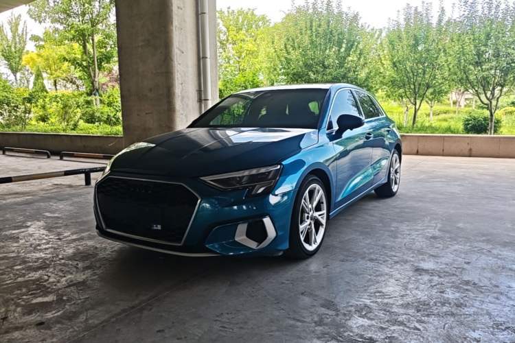 Used Audi A3 2021 Sportback 35 TFSI Stylish and Elegant Model Guazi used car, China used car export, Used car for sale, Used  cars, Cheapest cars for sale