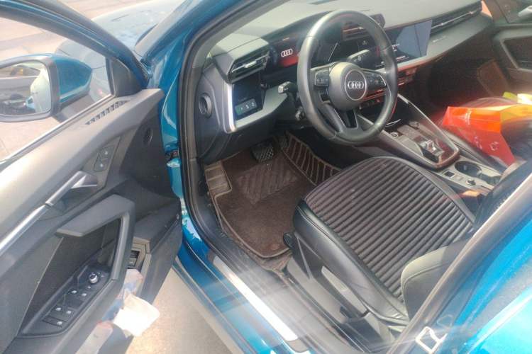 Used Audi A3 2021 Sportback 35 TFSI Advanced Sport Edition Driver Seat