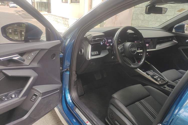 Used Audi A3 2021 Sportback 35 TFSI Fashionable Sports Model Driver Seat