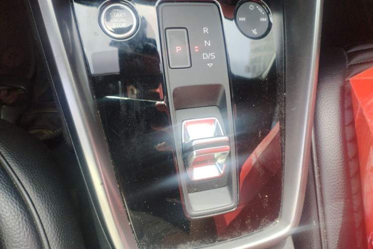 Used Audi A3 2021 Sportback 35 TFSI Advanced Sport Edition Gear Lever
