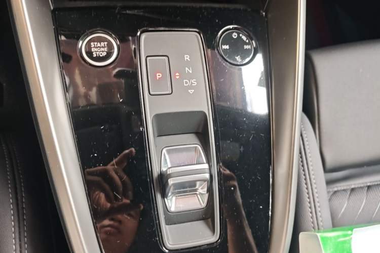 Used Audi A3 2021 Sportback 35 TFSI Stylish and Elegant Model Gear Lever