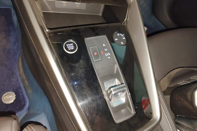 Used Audi A3 2021 A3L Limousine 35 TFSI Fashion Sport Model Gear Lever