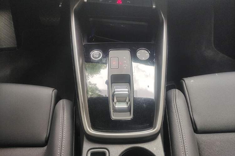 Used Audi A3 2021 Sportback 35 TFSI Fashionable Sports Model Gear Lever