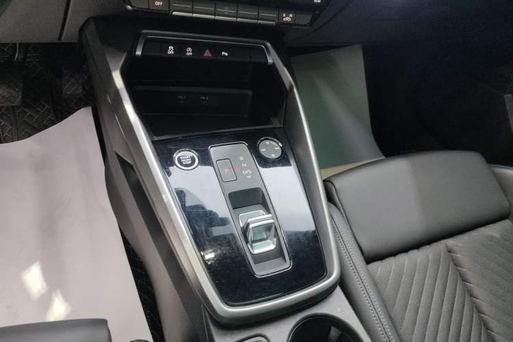 Used Audi A3 2021 Sportback 35 TFSI Stylish and Elegant Model Gear Lever