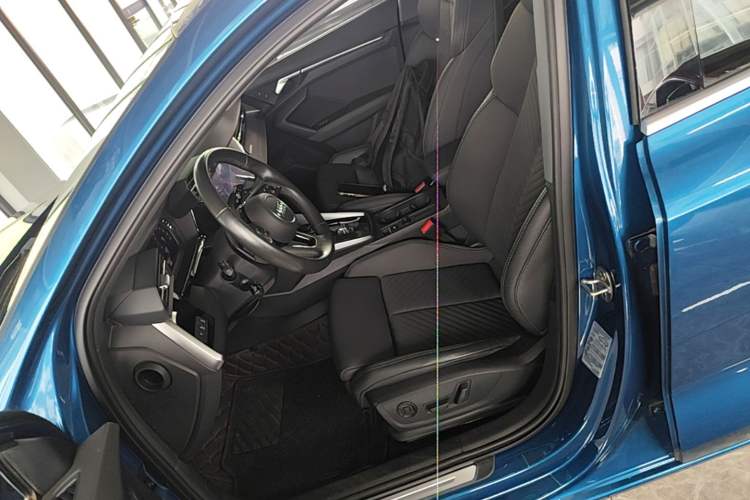 Used Audi A3 2021 Sportback 35 TFSI Stylish and Elegant Model Left Front Seat