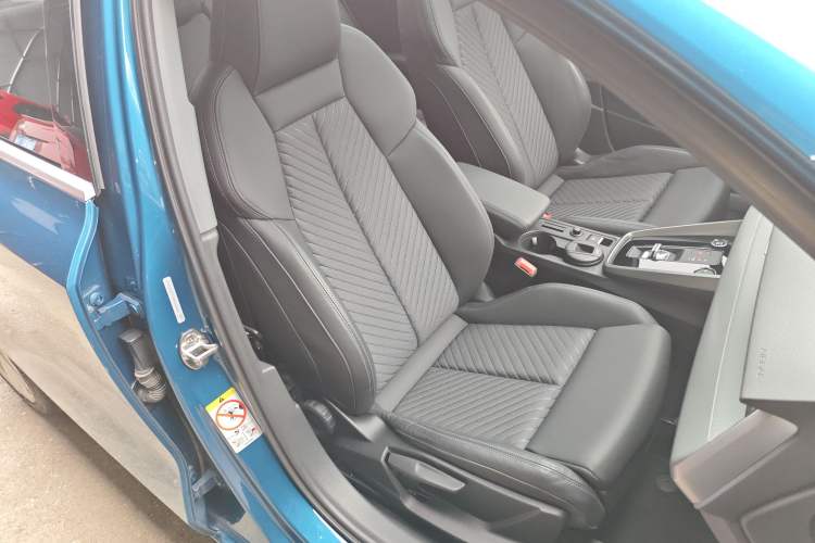 Used Audi A3 2021 A3L Limousine 35 TFSI Fashionable and Elegant Model Right Front Seat