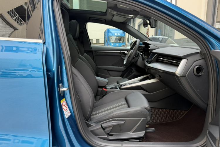 Used Audi A3 2021 Sportback 35 TFSI Fashionable Sports Model Right Front Seat