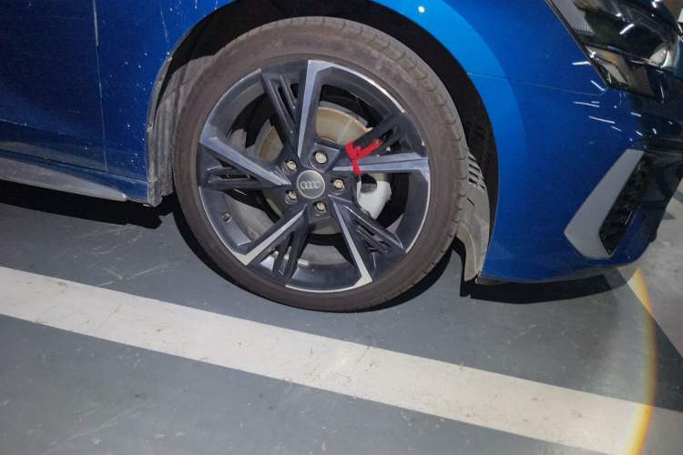 Used Audi A3 2021 Sportback 35 TFSI Fashionable Sports Model Right Front Wheel Hub