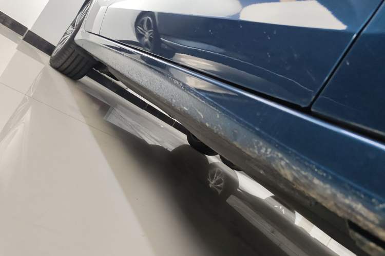 Used Audi A3 2021 Sportback 35 TFSI Ambition Style Edition Right Side Sill