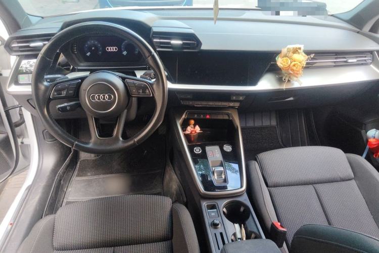 Used Audi A3 2021 A3L Limousine 35 TFSI Progressive Sport Edition Center Console