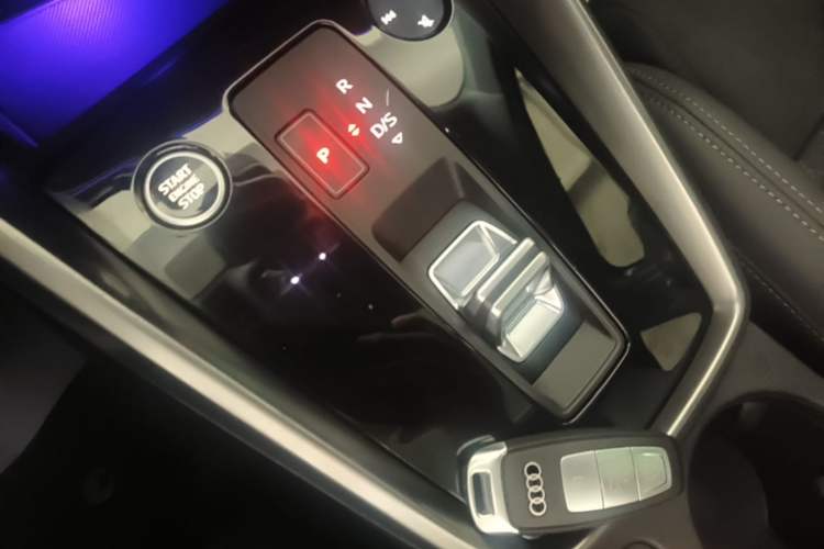 Used Audi A3 2021 A3L Limousine 35 TFSI Luxury Sport Edition Audio And AC Panel