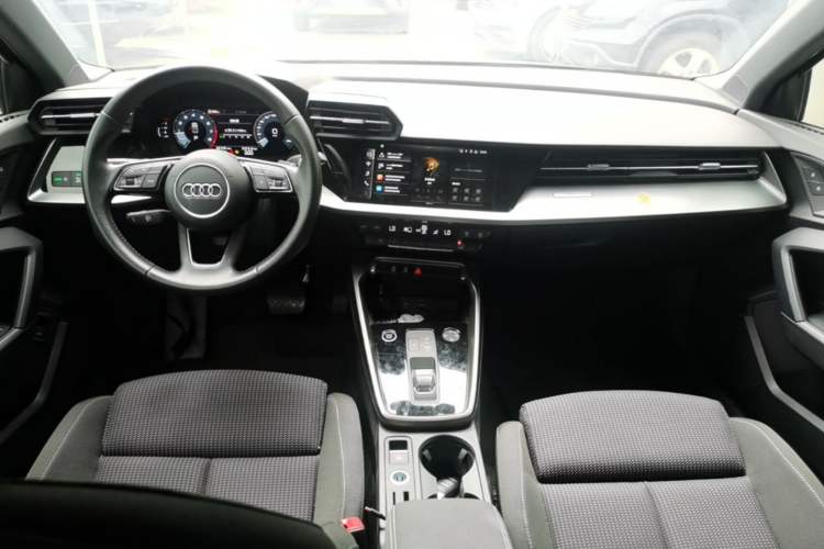 Used Audi A3 2021 A3L Limousine 35 TFSI Progressive Sport Edition Center Console