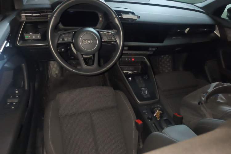 Used Audi A3 2021 A3L Limousine 35 TFSI Progressive Sport Edition Center Console