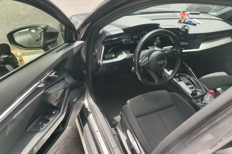 Used Audi A3 2021 Sportback 35 TFSI Advanced Sport Edition Driver Seat