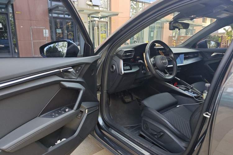 Used Audi A3 2021 A3L Limousine 35 TFSI Fashionable and Elegant Model Driver Seat