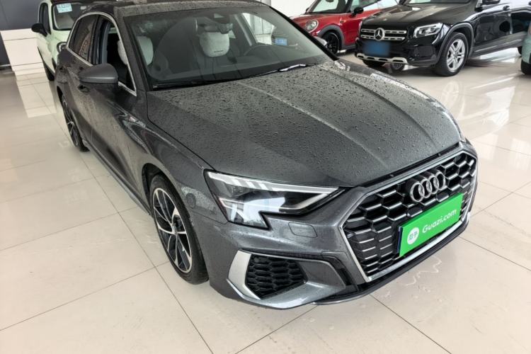 Used Audi A3 2021 Sportback 35 TFSI Advanced Sport Edition Front Right 45 Deg