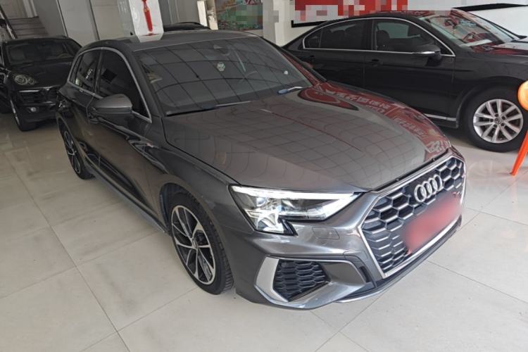 Used Audi A3 2021 Sportback 35 TFSI Advanced Sport Edition Front Right 45 Deg