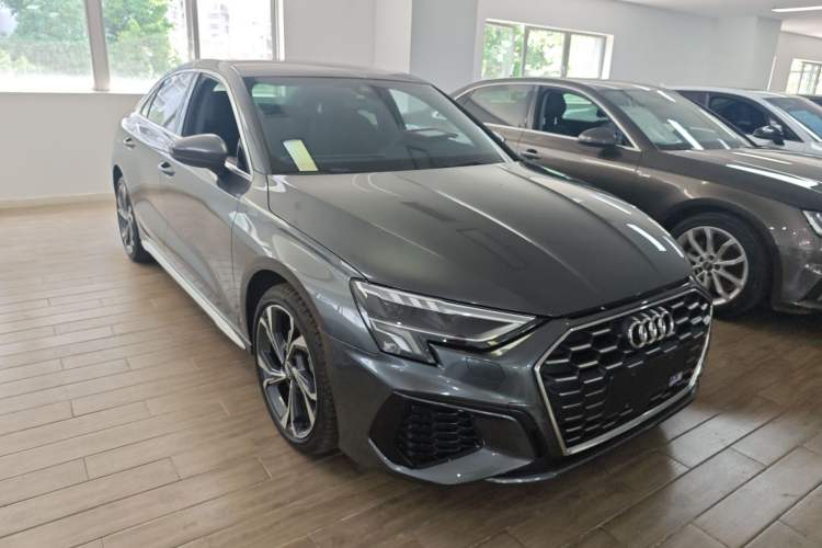 Used Audi A3 2021 A3L Limousine 35 TFSI Luxury Sport Edition Front Right 45 Deg