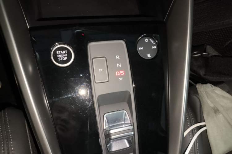 Used Audi A3 2021 A3L Limousine 35 TFSI Fashion Sport Model Gear Lever