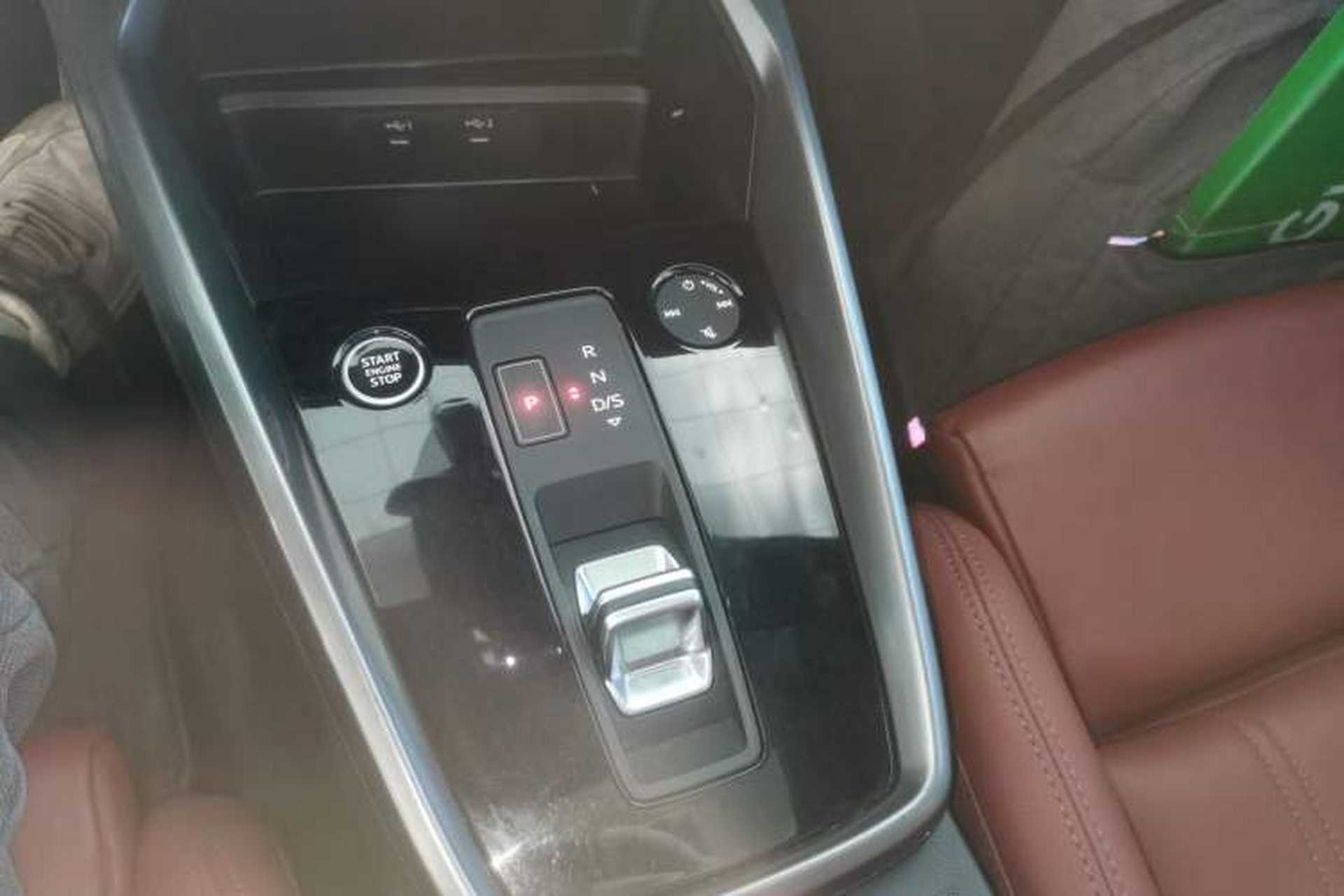 Used Audi A3 2021 Sportback 35 TFSI Fashionable Sports Model Gear Lever