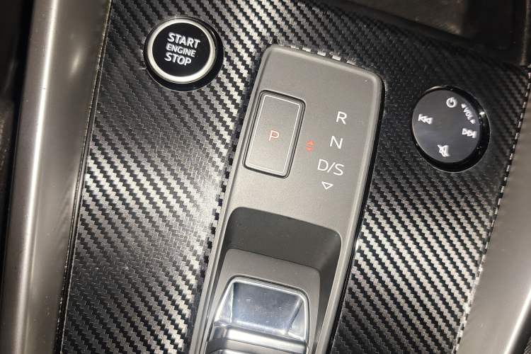 Used Audi A3 2021 A3L Limousine 35 TFSI Progressive Sport Edition Gear Lever