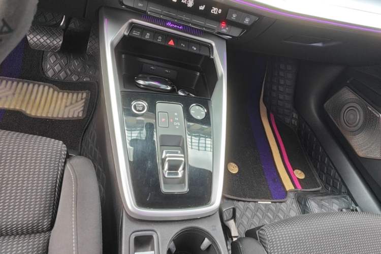 Used Audi A3 2021 A3L Limousine 35 TFSI Progressive Sport Edition Gear Lever