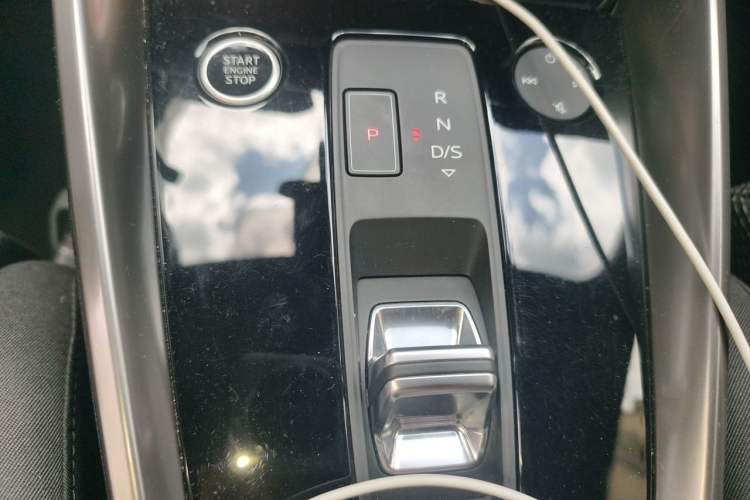 Used Audi A3 2021 Sportback 35 TFSI Advanced Sport Edition Gear Lever