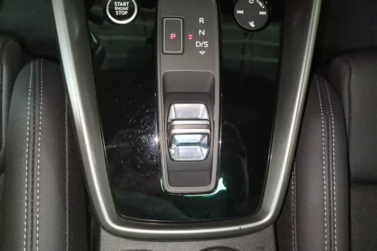 Used Audi A3 2021 A3L Limousine 35 TFSI Fashion Sport Model Gear Lever