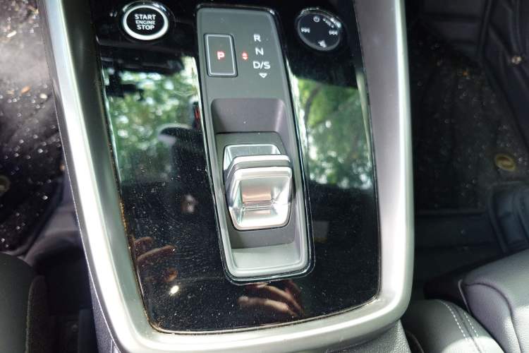 Used Audi A3 2021 A3L Limousine 35 TFSI Fashion Sport Model Gear Lever