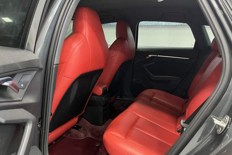 Used Audi A3 2021 Sportback 35 TFSI Advanced Sport Edition Interior 4