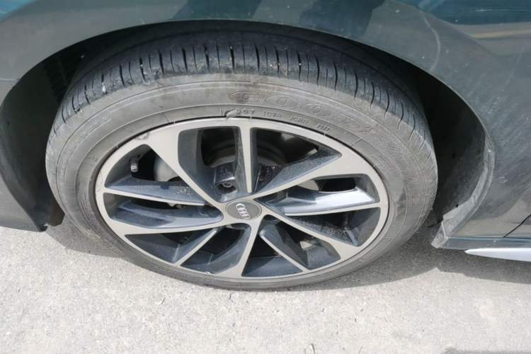 Used Audi A3 2021 A3L Limousine 35 TFSI Progressive Sport Edition Left Front Wheel Hub
