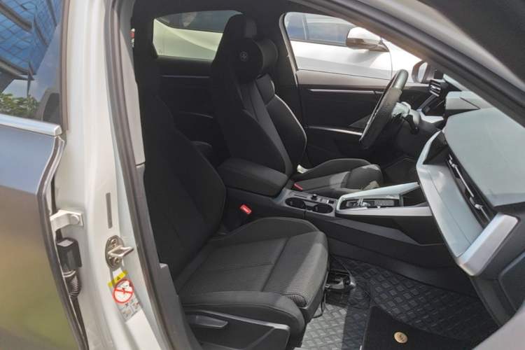 Used Audi A3 2021 A3L Limousine 35 TFSI Progressive Sport Edition Right Front Seat