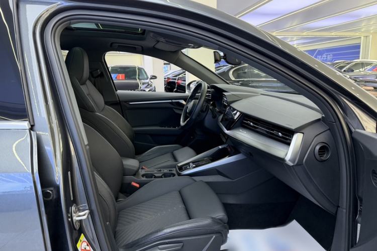 Used Audi A3 2021 A3L Limousine 35 TFSI Fashionable and Elegant Model Right Front Seat