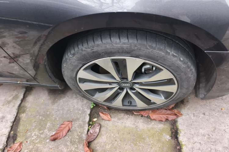 Used Audi A3 2021 A3L Limousine 35 TFSI Ambition Style Edition Right Front Wheel Hub