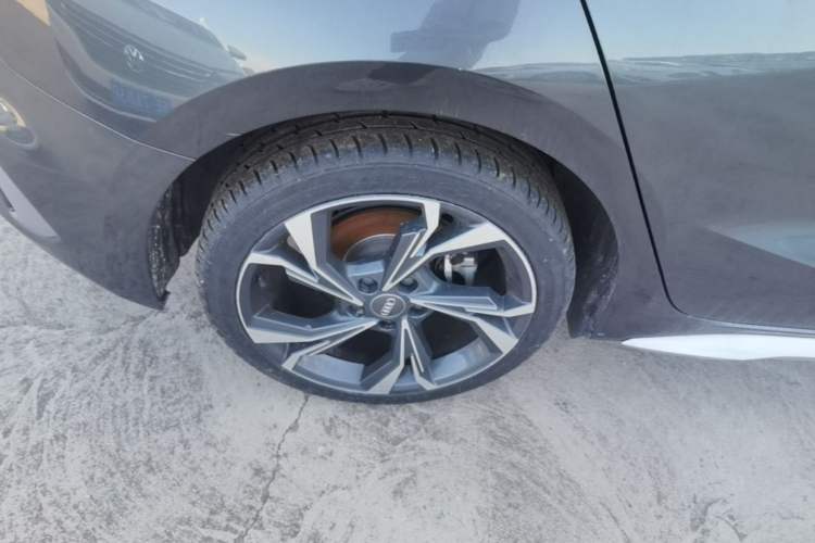 Used Audi A3 2021 Sportback 35 TFSI Enjoy Life Edition Right Rear Wheel Hub