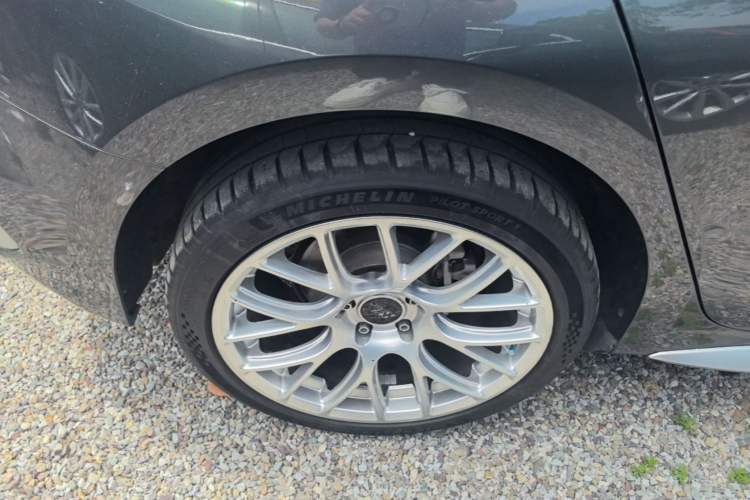 Used Audi A3 2021 Sportback 35 TFSI Fashionable Sports Model Right Rear Wheel Hub