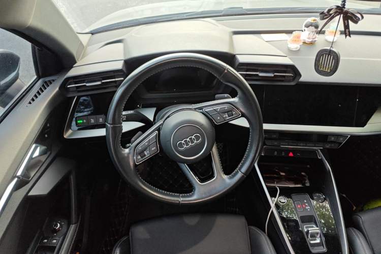 Used Audi A3 2021 Sportback 35 TFSI Fashionable Sports Model Steering Wheel