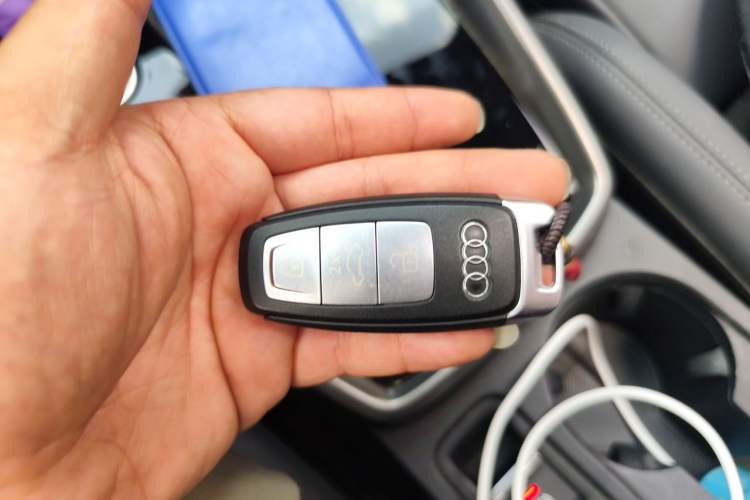 Used Audi A3 2021 A3L Limousine 35 TFSI Fashionable and Elegant Model Vehicle Key