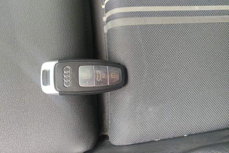 Used Audi A3 2021 A3L Limousine 35 TFSI Fashion Sport Model Vehicle Key