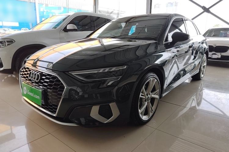 Używany Audi A3 2021 Sportback 35 TFSI Stylish and Elegant Model Guazi used car, China used car export, Used car for sale, Used cars, Cheapest cars for sale