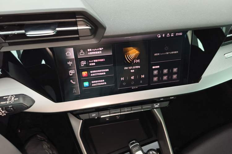 Used Audi A3 2021 Sportback 35 TFSI Fashionable Sports Model Audio And AC Panel